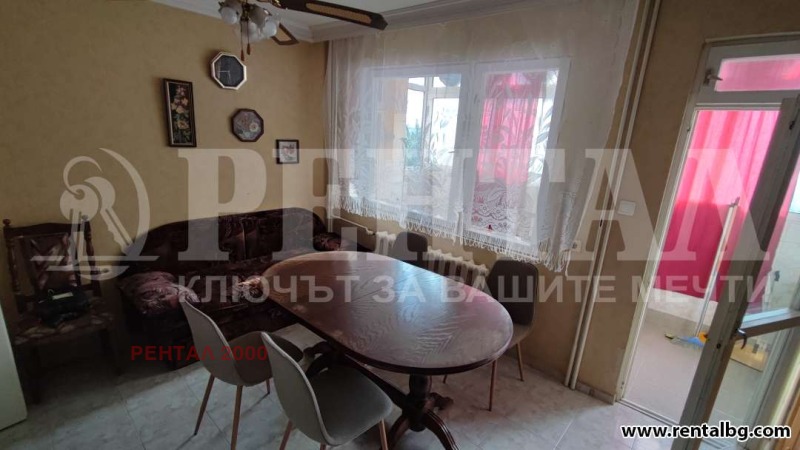 De inchiriat  3+ dormitor Plovdiv , Cârșiiaca , 110 mp | 65888686 - imagine [2]