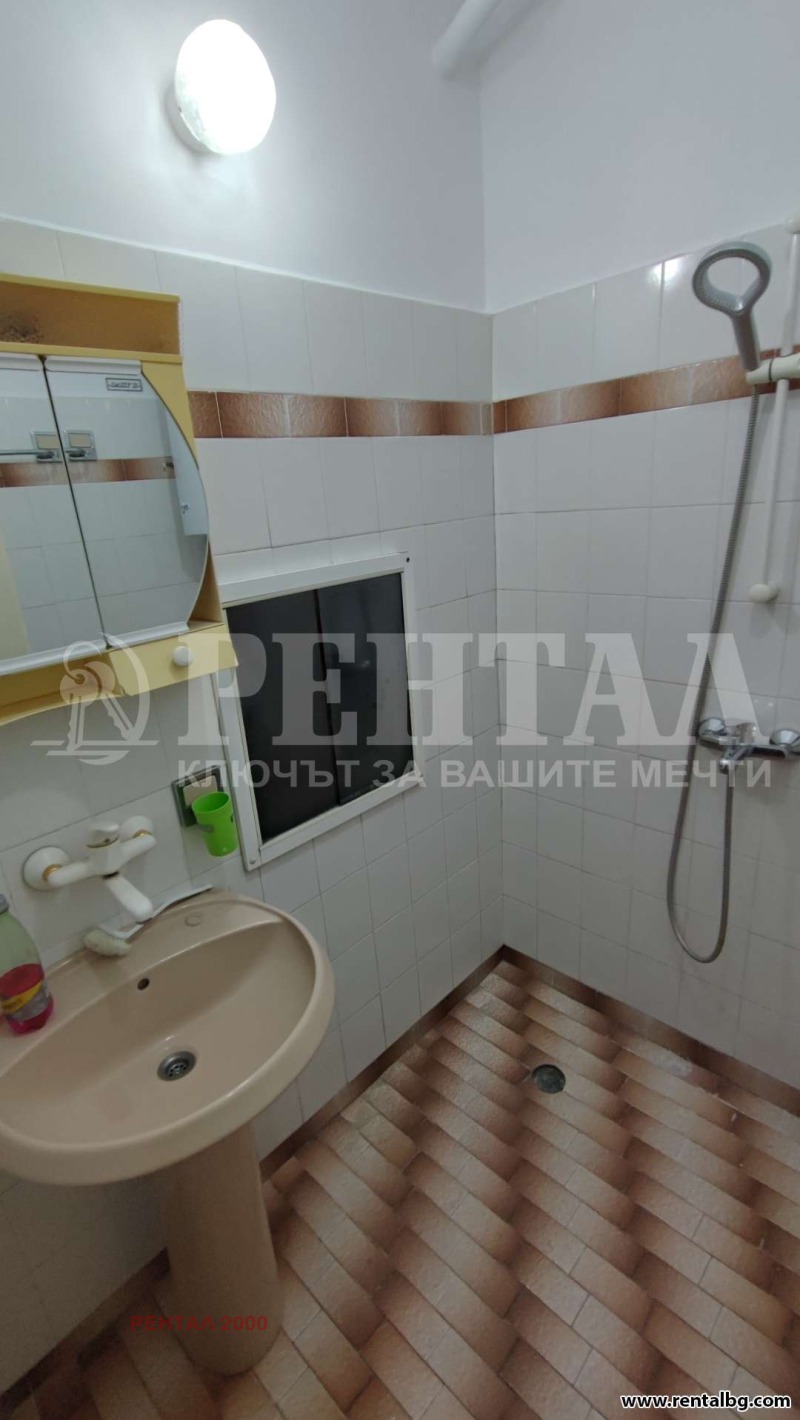 De inchiriat  3+ dormitor Plovdiv , Cârșiiaca , 110 mp | 65888686 - imagine [11]