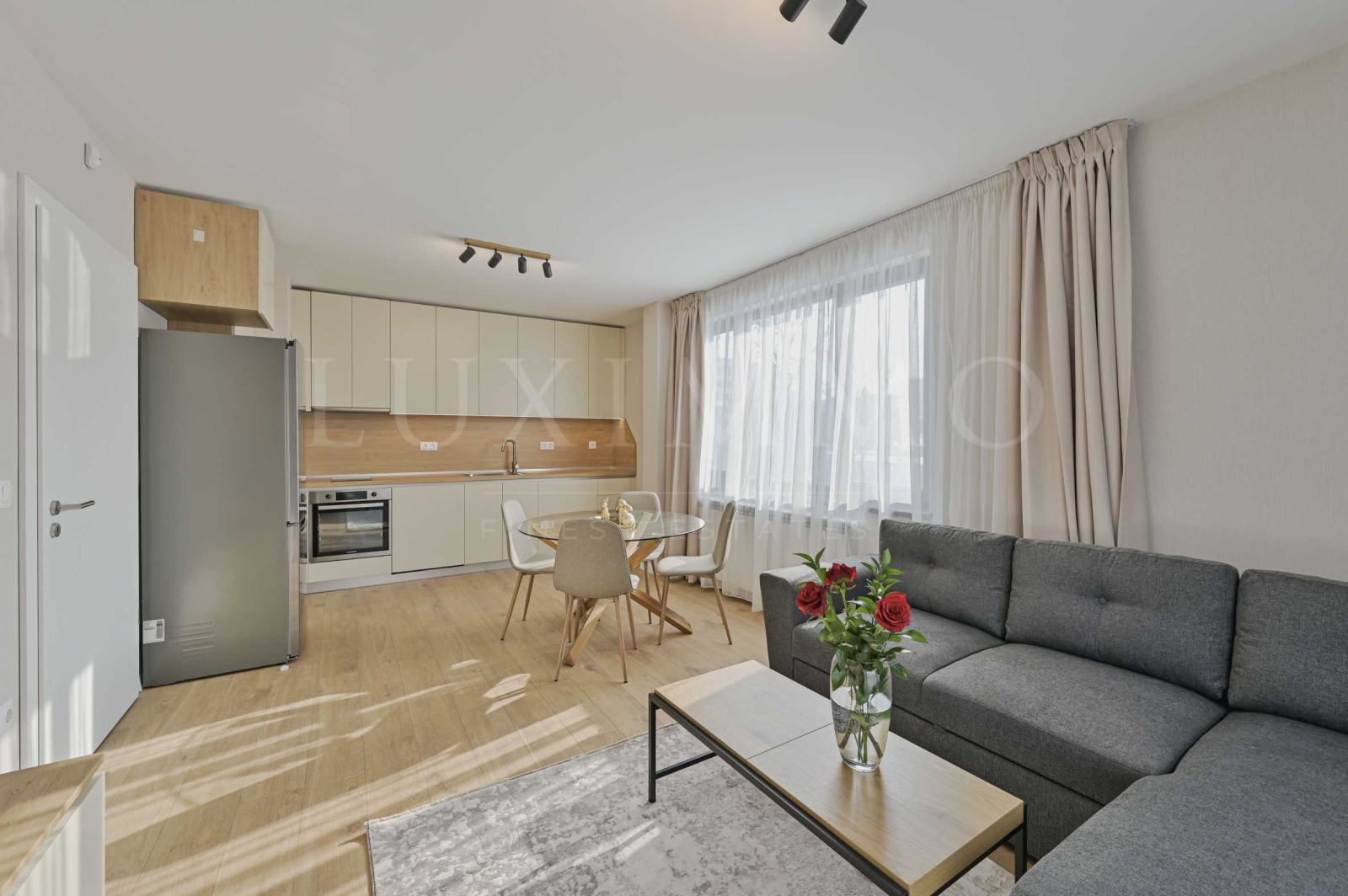 Дава под наем 2-СТАЕН, гр. София, Банишора, снимка 2 - Апартаменти - 53771015