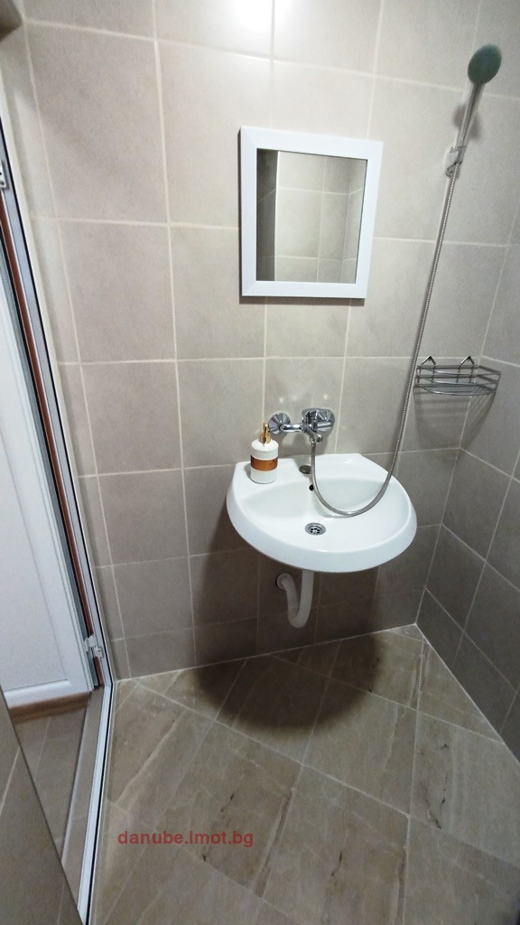Te huur  Studio Ruse , Druzjba 3 , 38 m² | 99618158 - afbeelding [9]