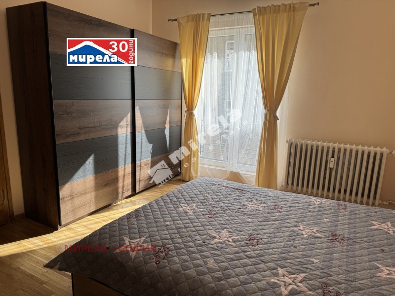 Zu vermieten  3 Schlafzimmer Sofia , Zentar , 100 qm | 84203135 - Bild [10]