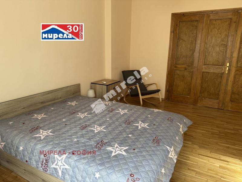 Zu vermieten  3 Schlafzimmer Sofia , Zentar , 100 qm | 84203135 - Bild [8]