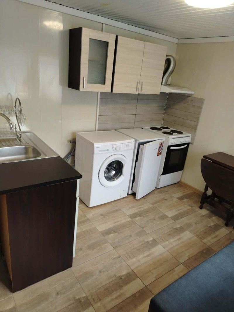 Дава под наем КЪЩА, гр. София, Враждебна