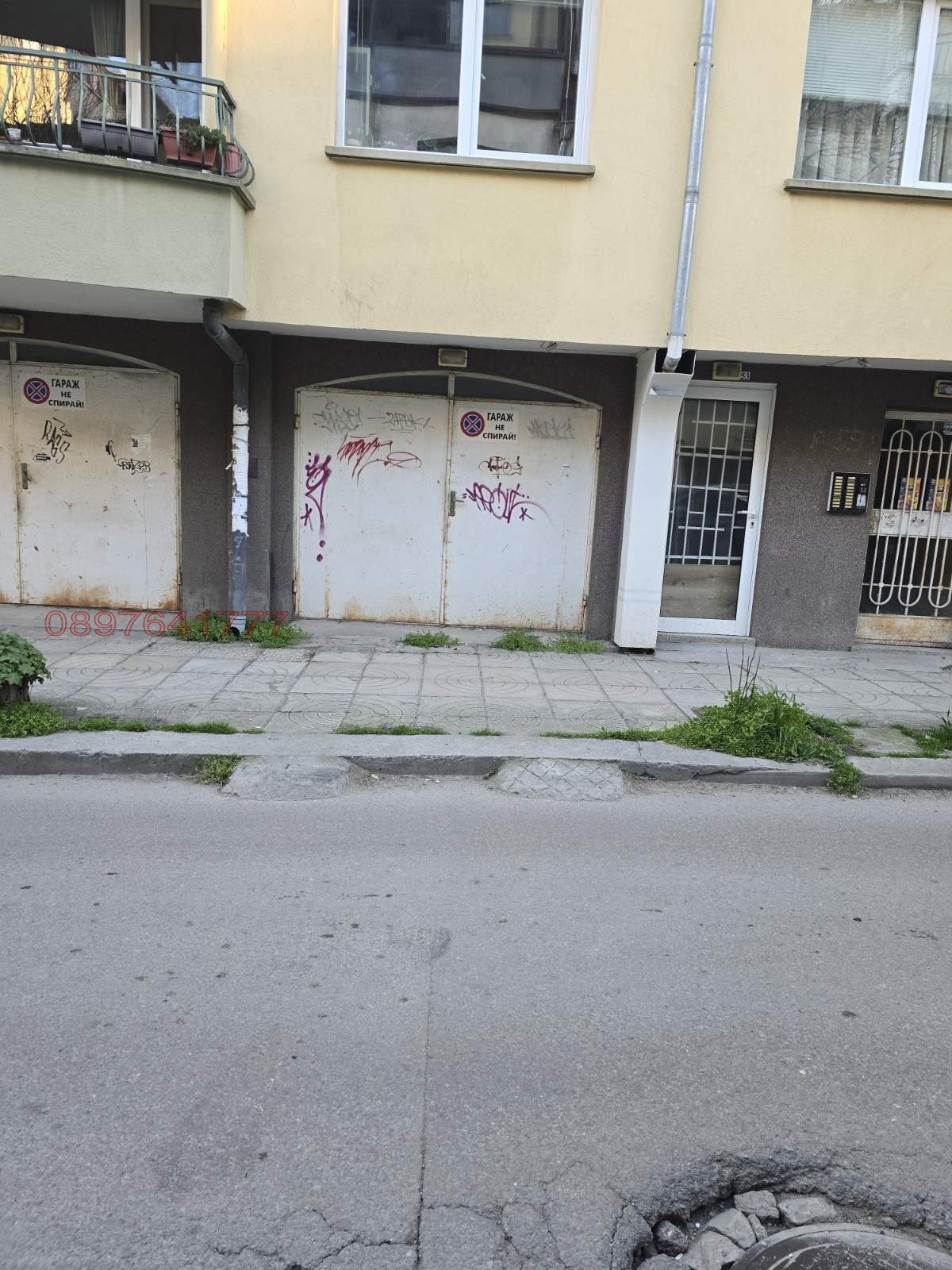 Дава под наем ГАРАЖ, ПАРКОМЯСТО, гр. Варна, Окръжна болница-Генерали, снимка 2 - Гаражи и паркоместа - 54113406