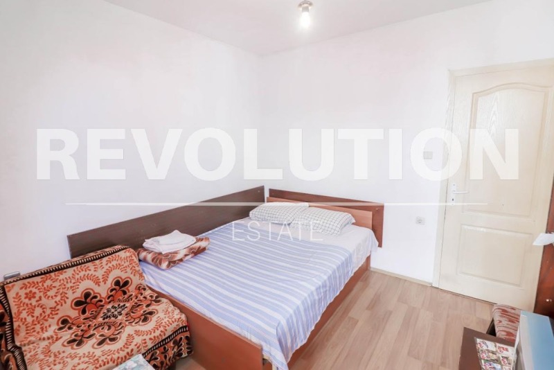 De inchiriat  Studio Varna , Zimno cino Traciia , 25 mp | 44272046 - imagine [3]
