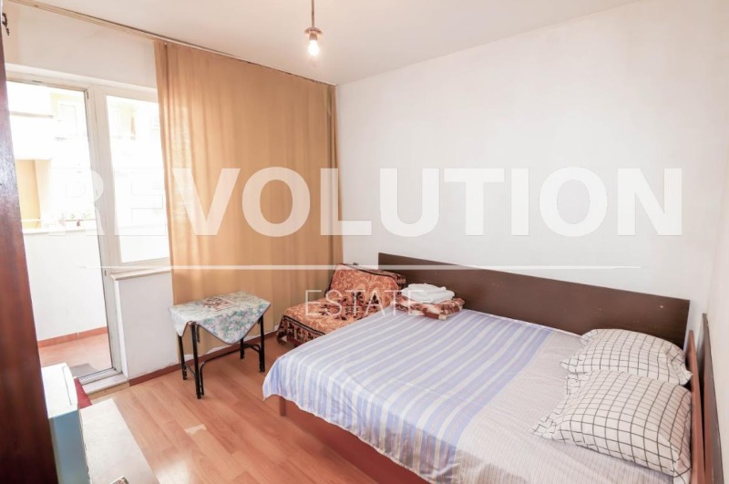 De inchiriat  Studio Varna , Zimno cino Traciia , 25 mp | 44272046