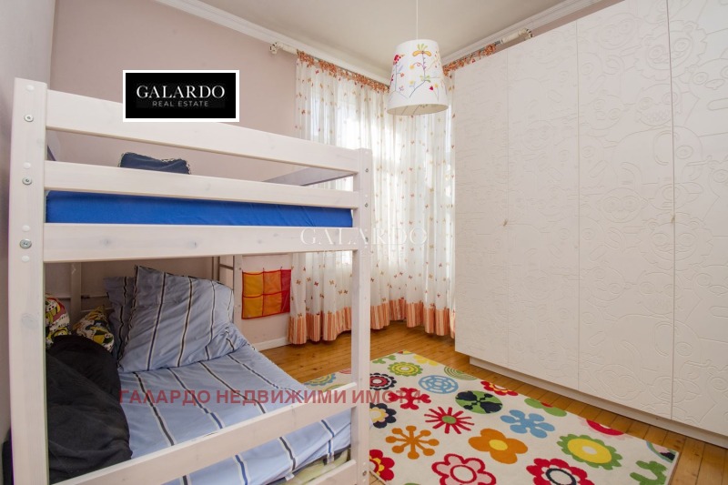 Дава под наем 3-СТАЕН, гр. София, Център, снимка 10 - Апартаменти - 53259370