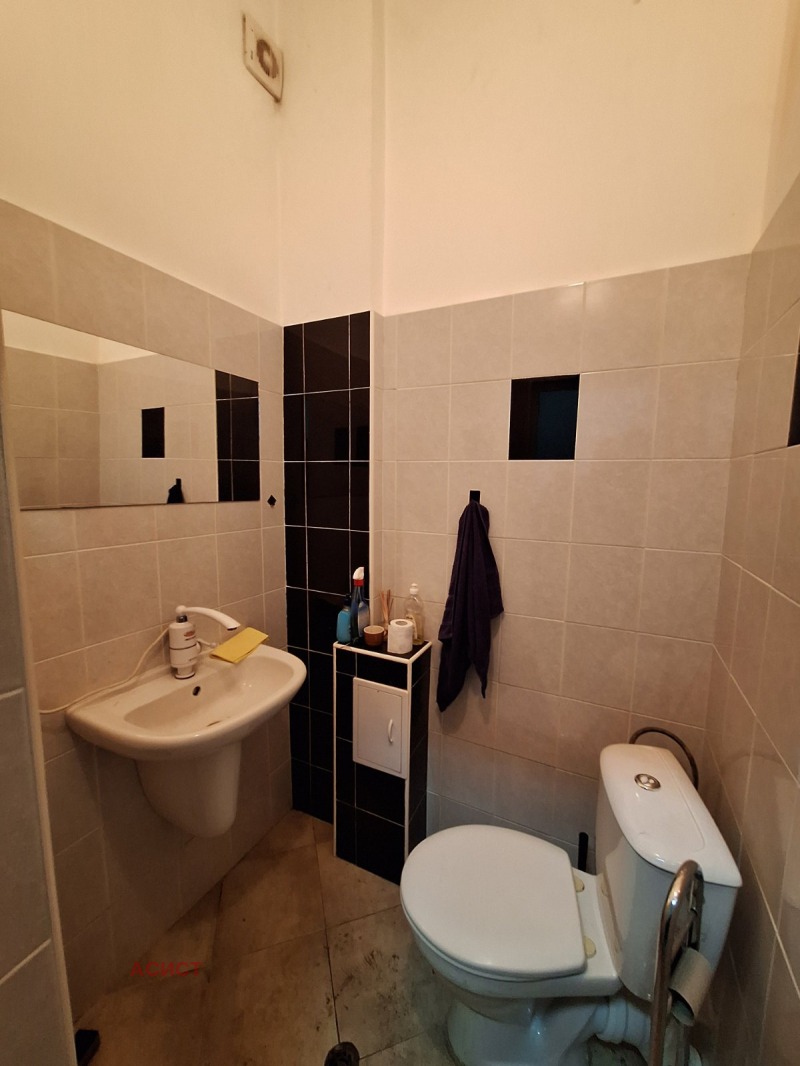 Дава под наем ОФИС, гр. София, Лагера, снимка 2 - Офиси - 52636517