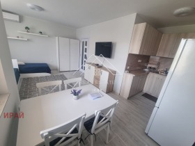 Stüdyo Tri çuçura - centar, Stara Zagora 1