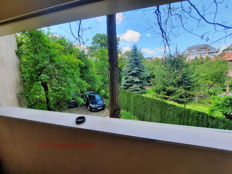 Дава под нем  2-стаен, град София, Витоша •  650 EUR • ID 29342249 — holmes.bg - [1] 