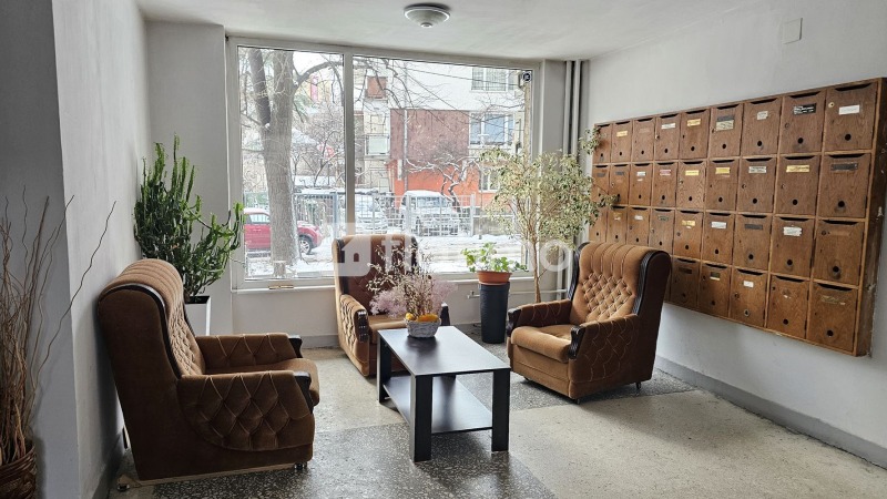 Дава под наем 4-СТАЕН, гр. София, Изток, снимка 15 - Апартаменти - 53046440