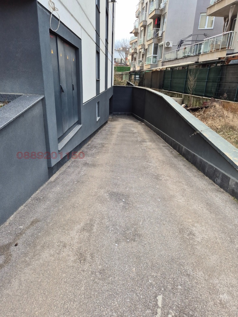 Дава под наем ГАРАЖ, ПАРКОМЯСТО, гр. София, Манастирски ливади, снимка 5 - Гаражи и паркоместа - 53149578