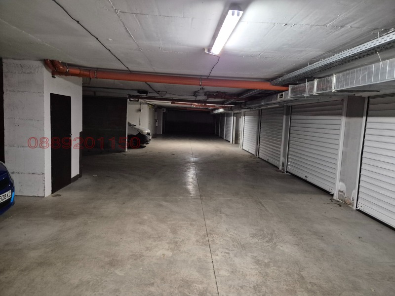 Дава под наем ГАРАЖ, ПАРКОМЯСТО, гр. София, Манастирски ливади, снимка 3 - Гаражи и паркоместа - 53149578