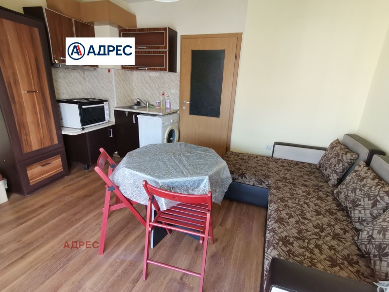 Дава под наем 1-СТАЕН, гр. Варна, Колхозен пазар