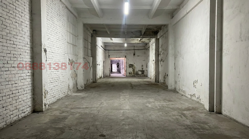 Дава под наем СКЛАД, гр. Дряново, област Габрово, снимка 4 - Складове - 53085853