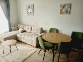 1 Schlafzimmer Pobeda, Warna 5