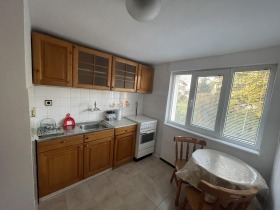2 quartos m-t Dolna Traka, Varna