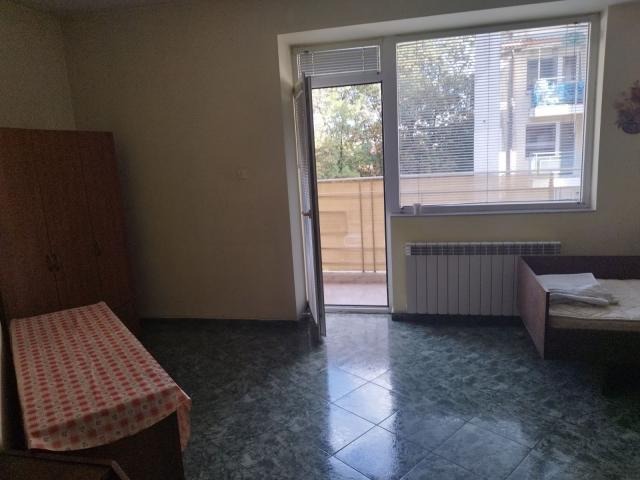 Kiadó  Stúdió Sofia , Razsadnika , 40 négyzetméter | 54136429 - kép [3]