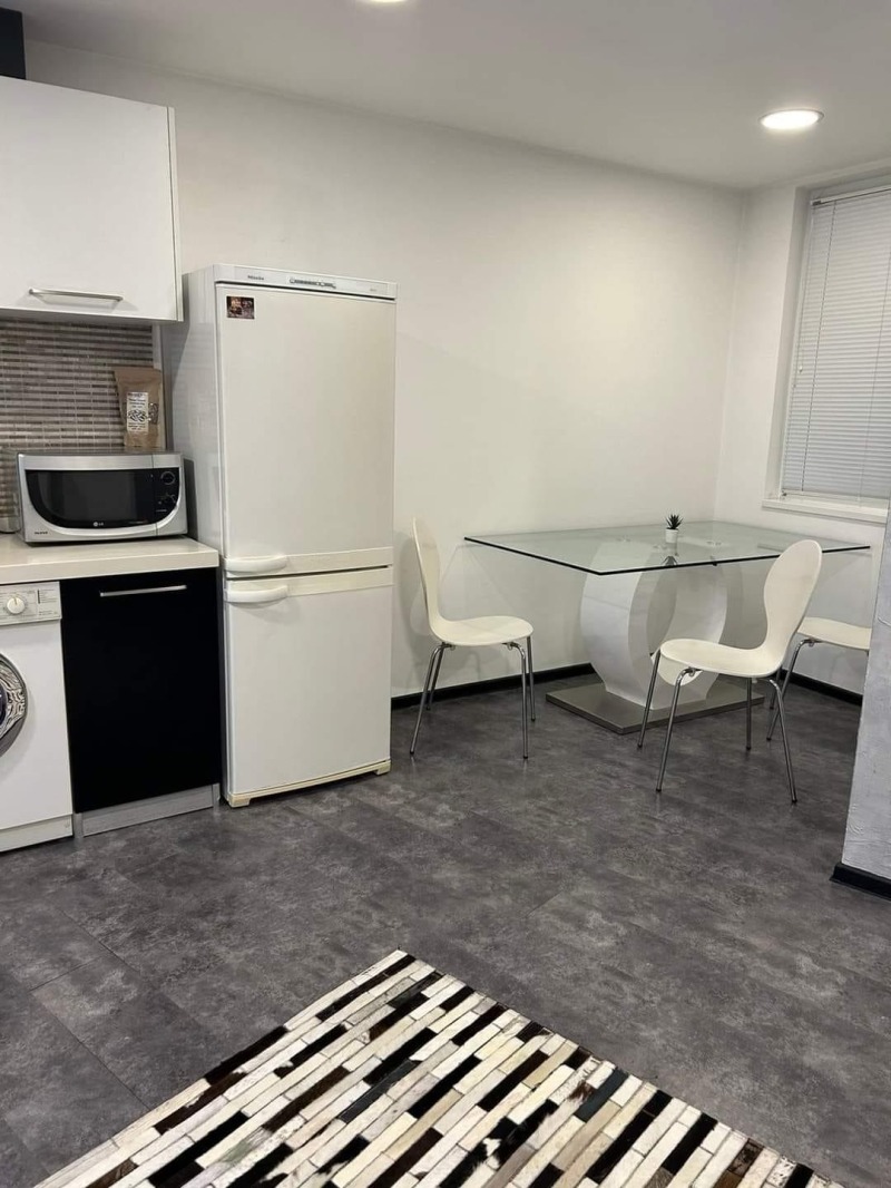 Zu vermieten  1 Schlafzimmer Warna , Zentar , 70 qm | 13262996 - Bild [4]