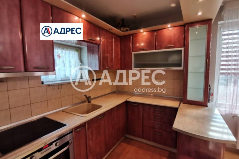 Дава под наем ЕТАЖ ОТ КЪЩА, гр. Сандански, област Благоевград, снимка 5 - Етаж от къща - 53440039