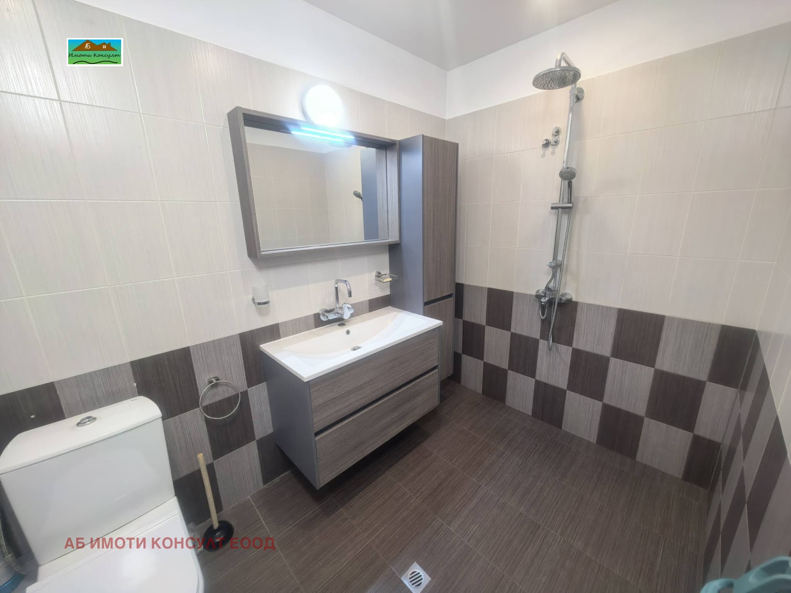 Дава под наем 4-СТАЕН, гр. София, Лагера, снимка 15 - Апартаменти - 55842495
