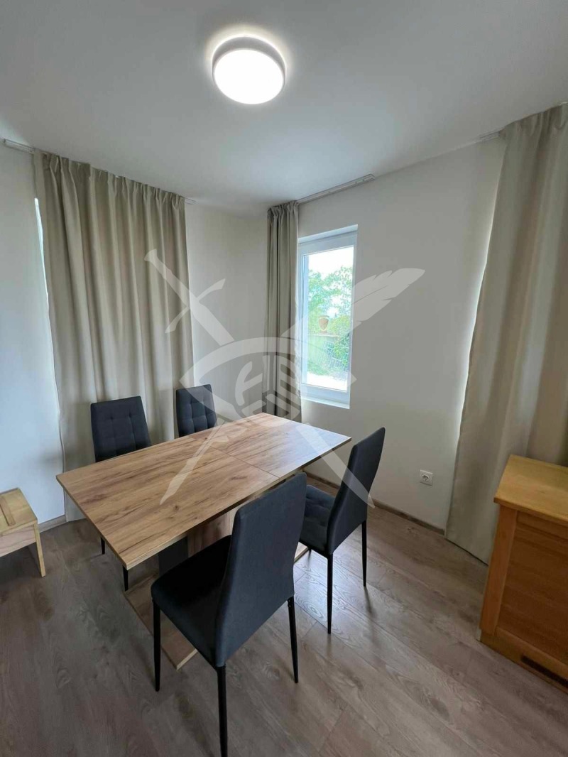 Zu vermieten  1 Schlafzimmer Warna , m-t Alen mak , 65 qm | 36804969 - Bild [2]
