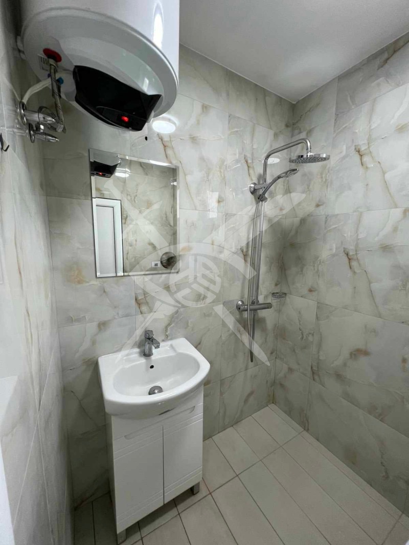 Zu vermieten  1 Schlafzimmer Warna , m-t Alen mak , 65 qm | 36804969 - Bild [5]