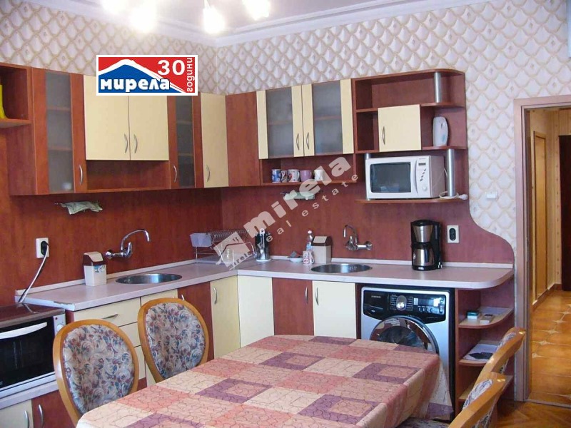 Дава под наем  2-стаен град Велико Търново , Център , 62 кв.м | 33459109 - изображение [2]
