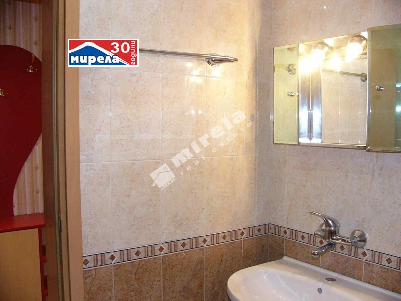 Дава под наем  2-стаен град Велико Търново , Център , 62 кв.м | 33459109 - изображение [8]