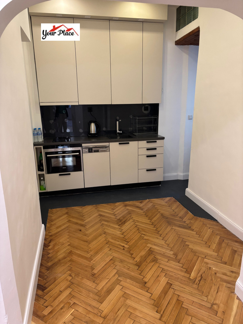 En renta  2 dormitorios Sofia , Tsentar , 86 metros cuadrados | 11545388