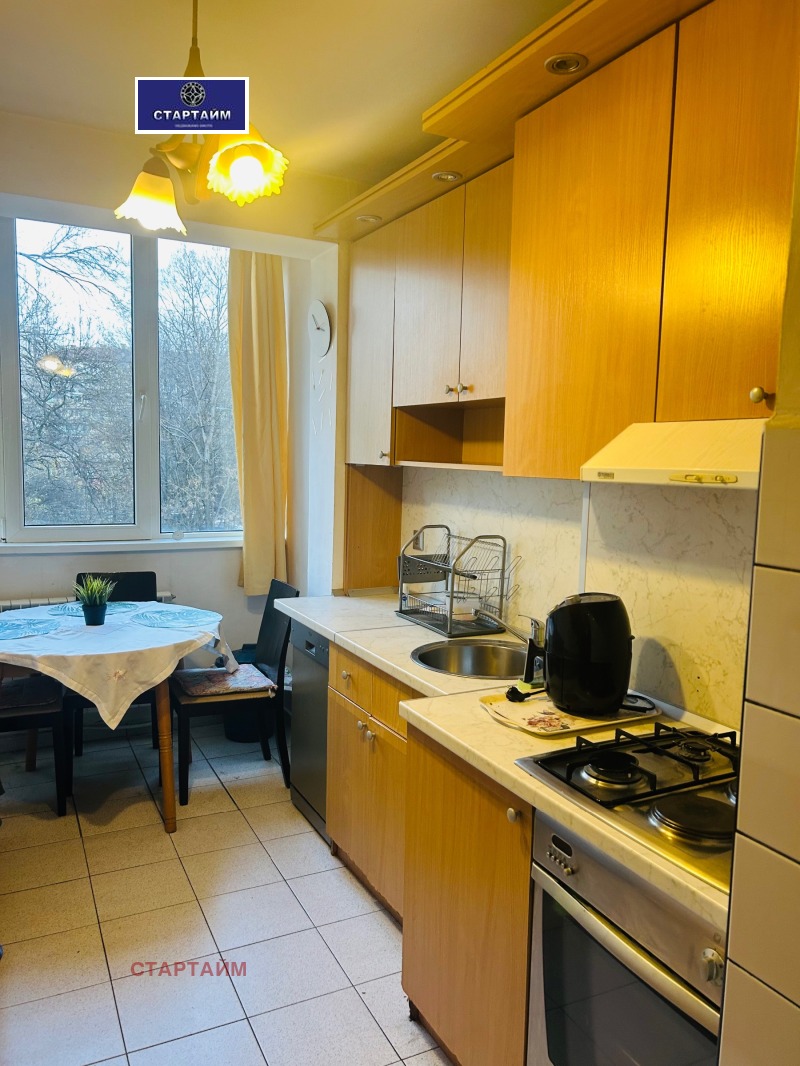 Дава под наем 3-СТАЕН, гр. София, Хиподрума, снимка 16 - Апартаменти - 52640625