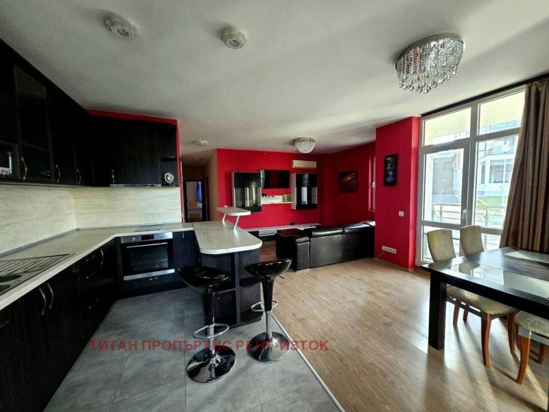 Дава под наем 3-СТАЕН, гр. Бургас, област Бургас