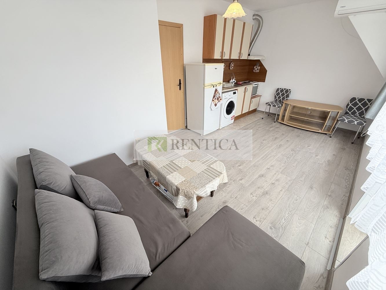 Дава под наем 2-СТАЕН, гр. Варна, Колхозен пазар