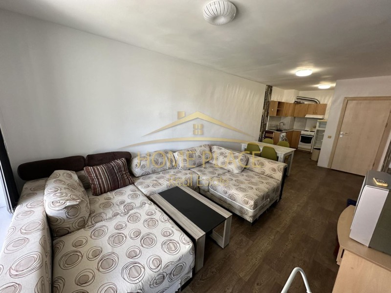Издаје се  1 спаваћа соба Варна , ХЕИ , 80 м2 | 53439096