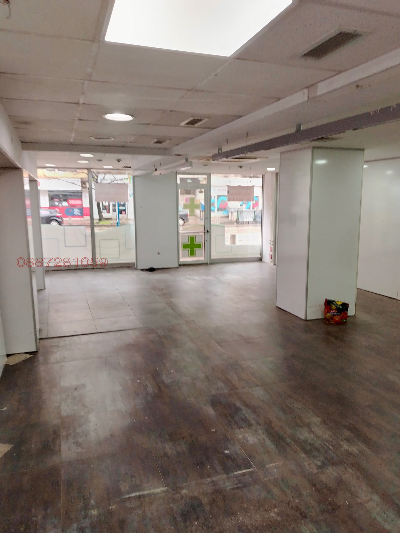 Дава под наем МАГАЗИН, гр. София, Център