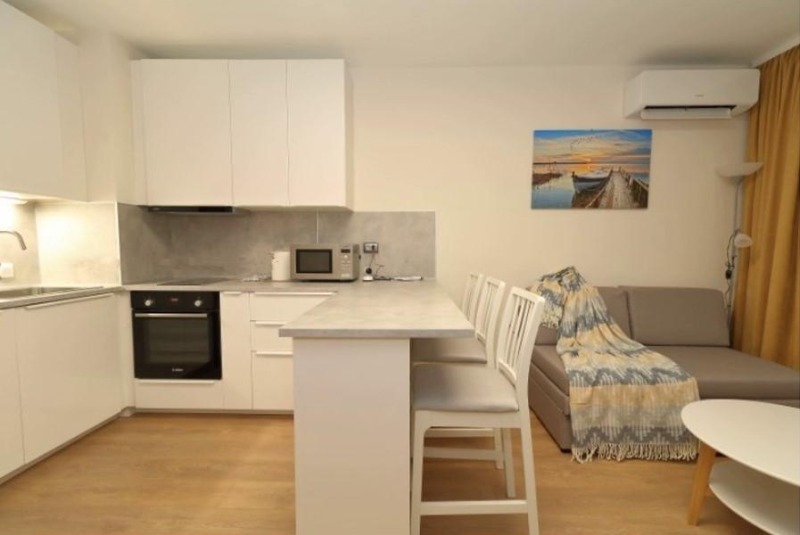 Дава под нем  2-стаен, град София, Дружба 1 •  599 EUR • ID 32985089 — holmes.bg - [1] 