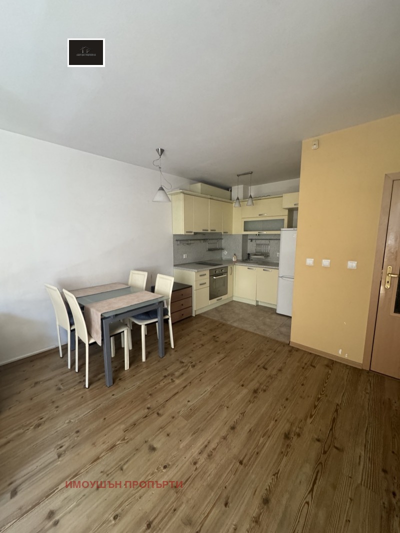 De inchiriat  1 dormitor Sofia , Dârvenița , 65 mp | 86164300
