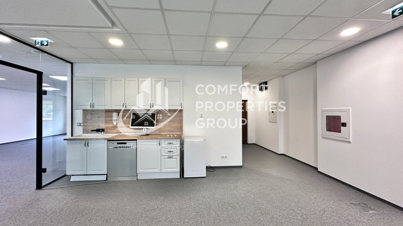 En renta  Oficina Sofia , Krastova vada , 261 metros cuadrados | 48669733