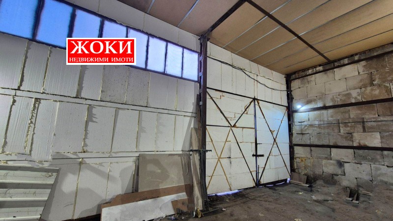 Дава под Наем АВТОСЕРВИЗ в град Перник, Промишлена зона - 60 кв.м / 260 € » 508.52 лв., ЖОКИ ЕООД