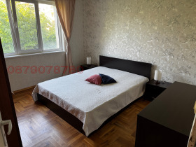 1 ložnice Ljatno kino Trakija, Varna 9