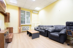 2 slaapkamers Doktorski pametnik, Sofia