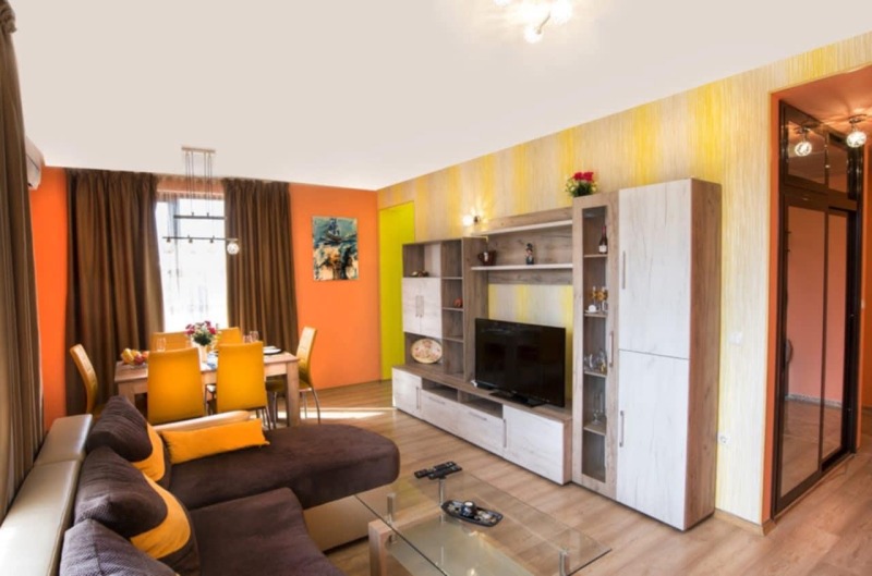 Издаје се  2 спаваће собе Софија , Триагалника , 89 м2 | 79918003 - слика [3]