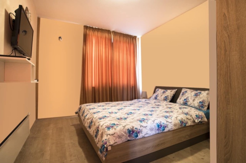 Издаје се  2 спаваће собе Софија , Триагалника , 89 м2 | 79918003 - слика [7]