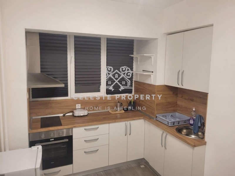 Дава под наем 3-СТАЕН, гр. София, Център