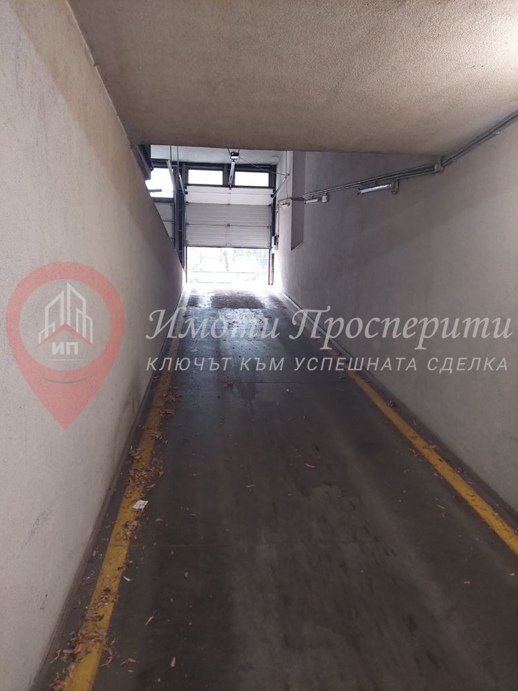 Дава под наем ГАРАЖ, ПАРКОМЯСТО, гр. София, Център, снимка 4 - Гаражи и паркоместа - 53455758