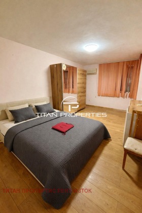 ����� ���� ��� ���� 3-�����,���� ������, ����������>