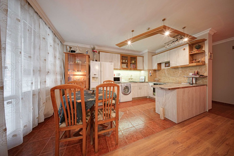 For Rent  2 bedroom Sofia , Tsentar , 110 sq.m | 82973371 - image [3]