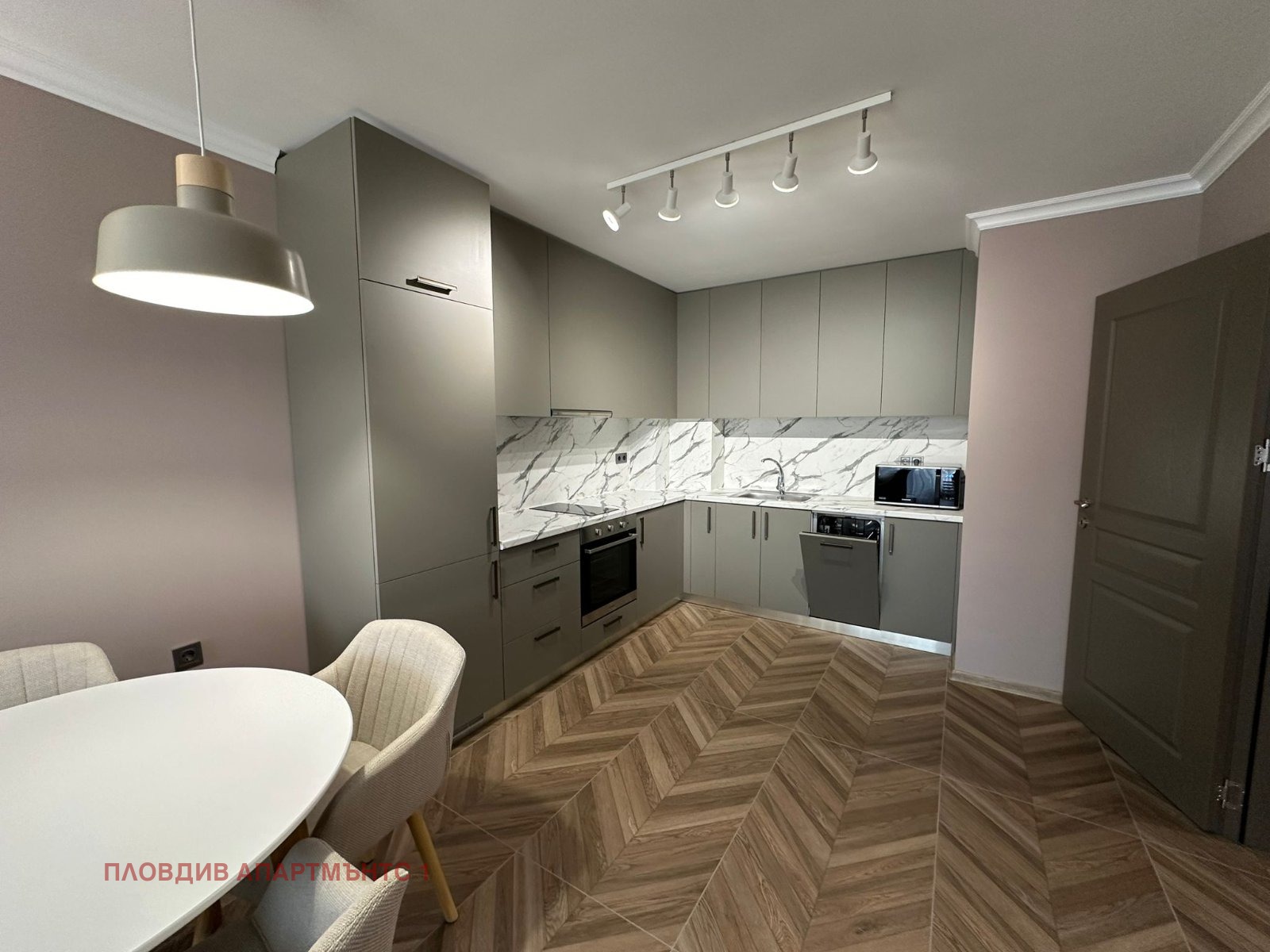 Дава под наем 2-СТАЕН, гр. Пловдив, Младежки Хълм, снимка 4 - Апартаменти - 54336527