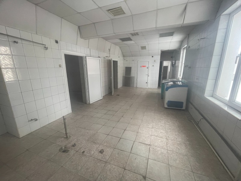 Дава под Наем ФАБРИКА/ЗАВОД в област Русе, с. Николово - 250 кв.м / 550 € » 1 075.71 лв., НОВА - ДАНИЕЛА ИЛИЕВА