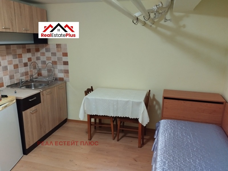 För uthyrning  Studio Pleven , Idealen centar , 18 kvm | 60135456